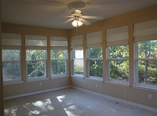 4th image of 17 Brighton Ln