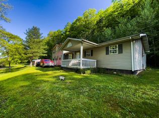 1685 Whites Creek Rd, Prichard, WV 25555