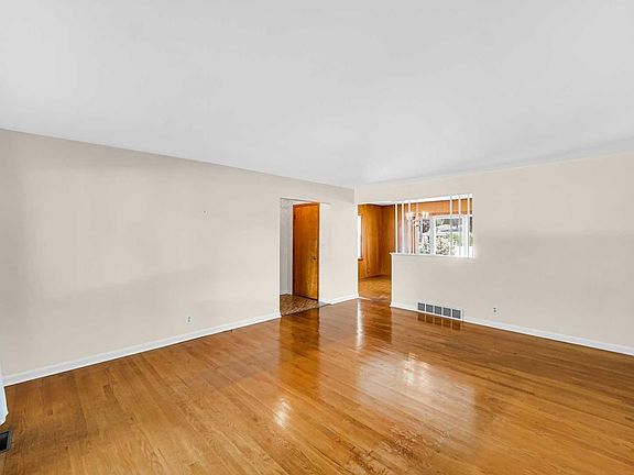 3rd image of 6609 Kentucky Ave