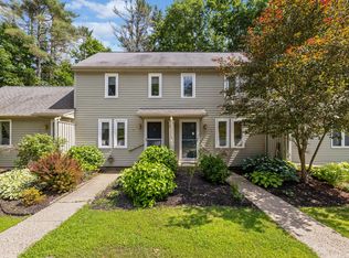 4 High Bluff Dr, Kennebunk, ME 04043