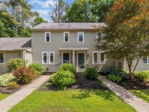 4 High Bluff Drive #4, Kennebunk, ME 04043