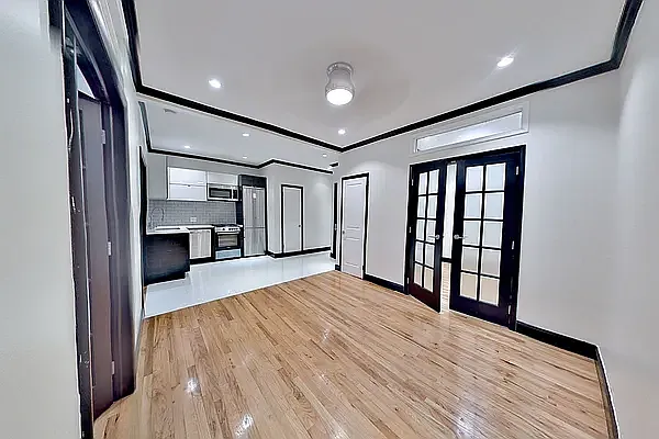 Rented by AD Real Estate Investors | media 12