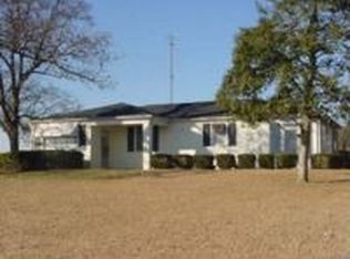 1997 Strickland Rd, Walstonburg, NC 27888