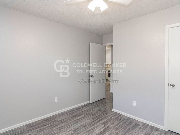 5th image of 1307 53rd St Unit D