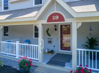29 Redwood Ln, Brunswick, ME 04011