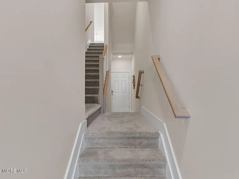 1403 N Kingsley St #210 — Photo 42