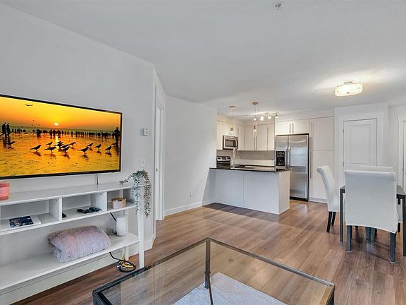 5th image of 11 S Mahogany Row SE #3104