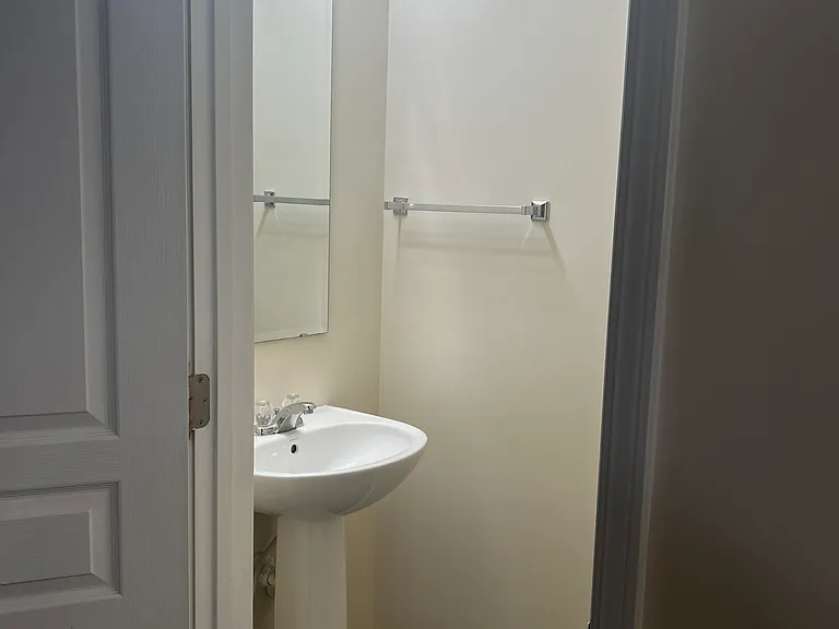 8526 Quarton Dr — Photo 5