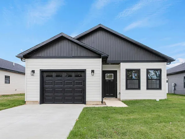 4824 York Dr, South Bend, IN 46614