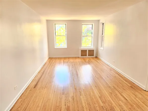 2102 Holland Ave APT 1D, Bronx, NY 10462