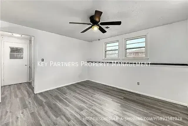 15312 E 48th St — Photo 18