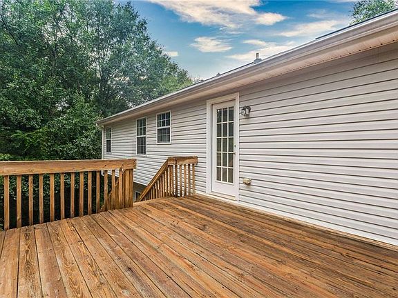 4th image of 3498 Carlisle Ct SE