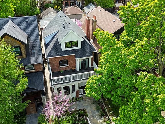 2nd image of 20 Brookmount Rd
