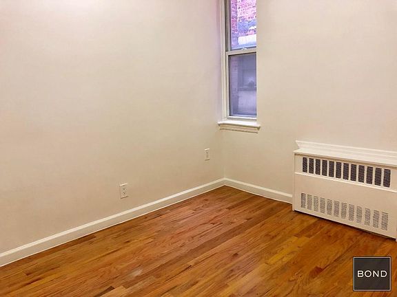5th image of 306 E 71st St APT 4A