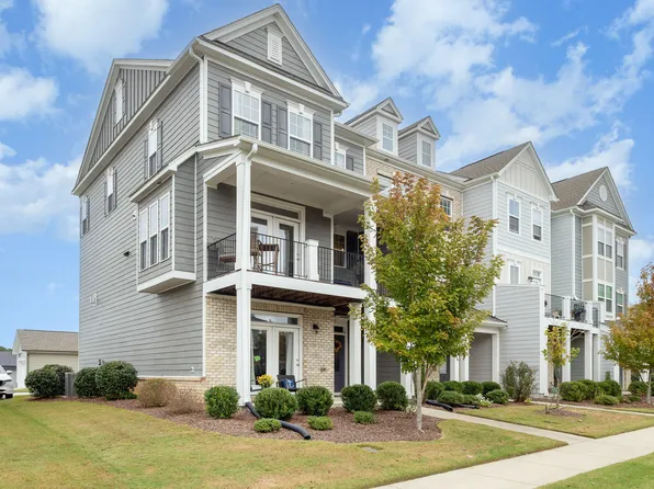 2906 Great Lawn Rd, Apex, NC 27502