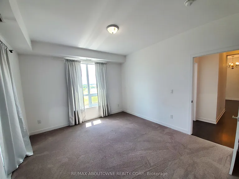 2490 Old Bronte Rd #205 — Photo 12