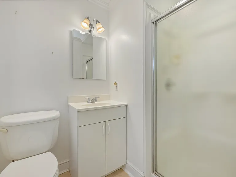 67 Barclay Dr — Photo 16