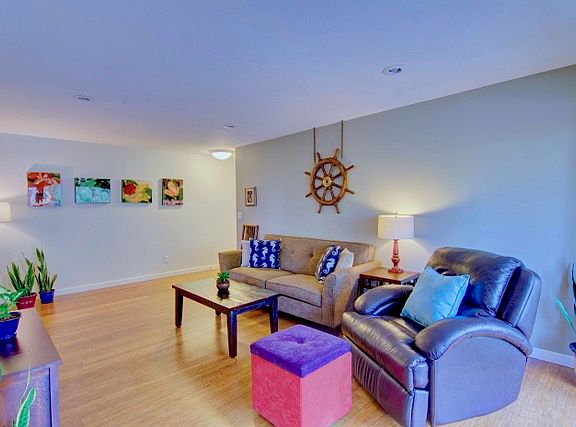 2nd image of 3450 2nd Ave Unit 31