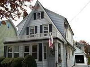 50 Beech St, Floral Park, NY 11001