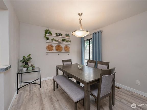 3rd image of 1400 153rd Avenue NE #3710