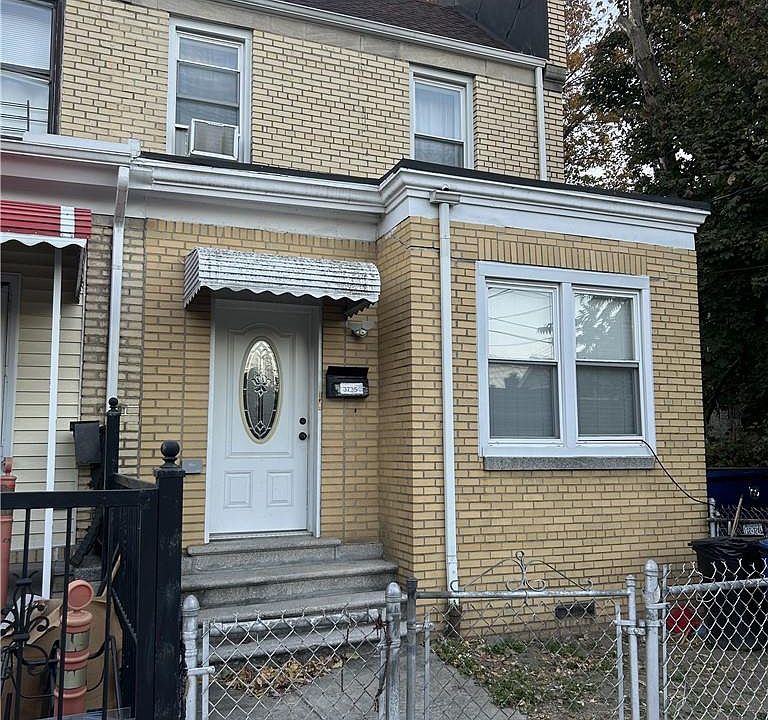 1st image of 3735 Rombouts Ave