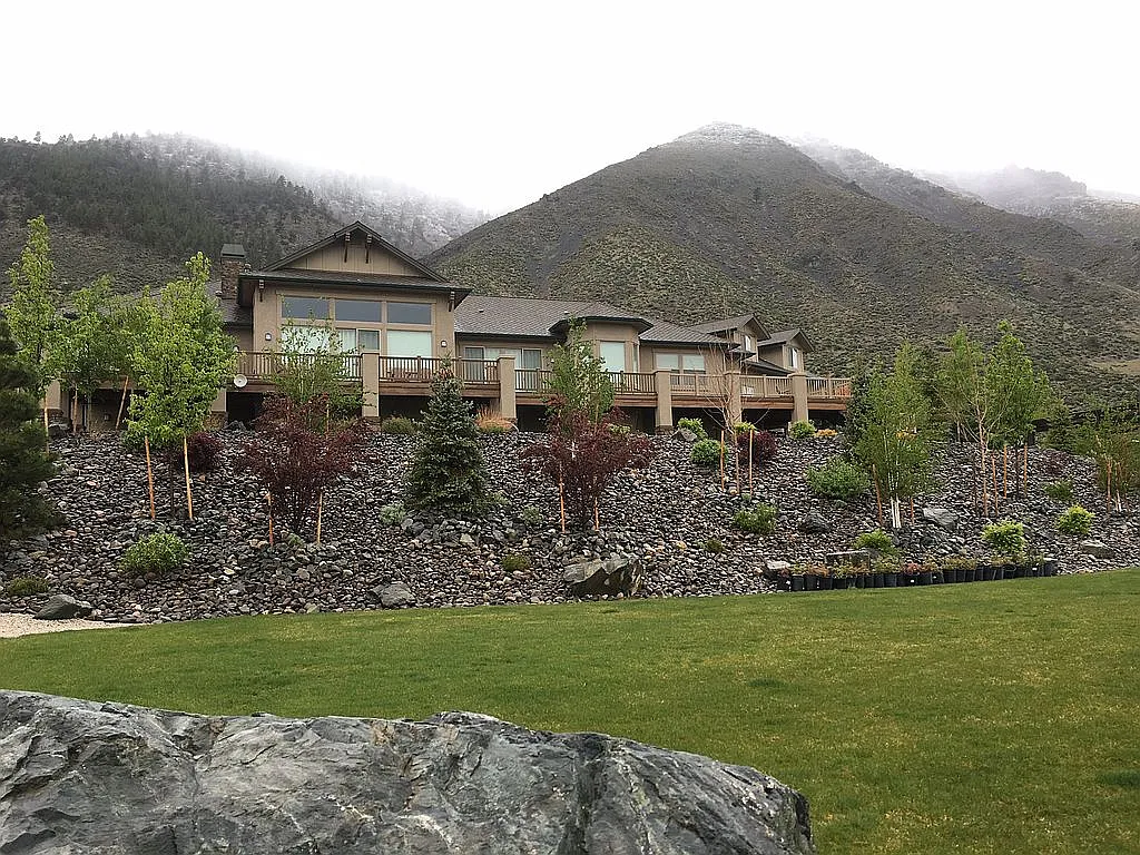 2551 Eagle Ridge Rd photo 1