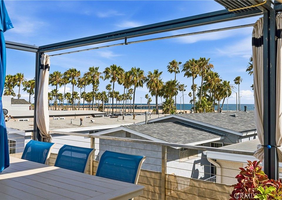 1st image of 419 Balboa E