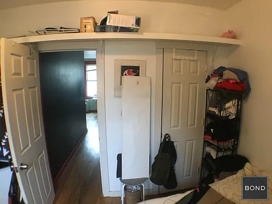 Rented by Bond New York | media 5