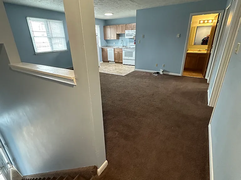 888 Wayne Ave #13 — Photo 5