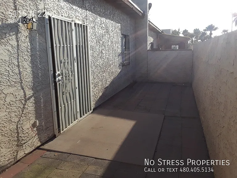 5115 N 22nd Ave #9 — Photo 18