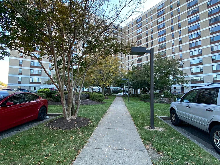 Duke St — Photo 15