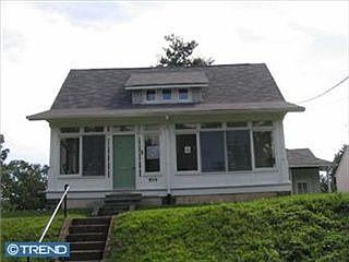 1st image of 814 Lore Ave