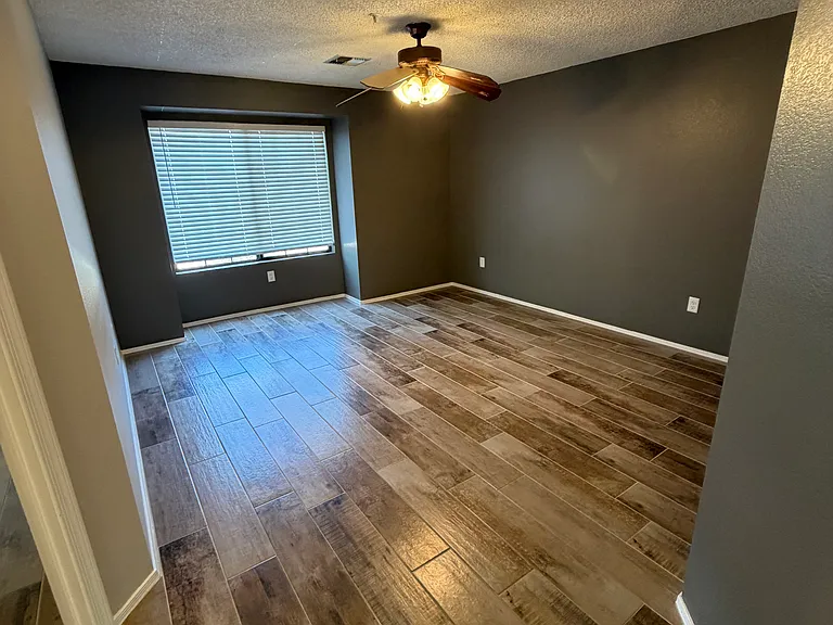 9011 E Sharon Dr — Photo 26
