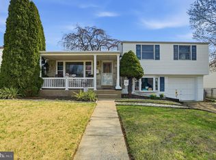 811 Selma St, Philadelphia, PA 19116