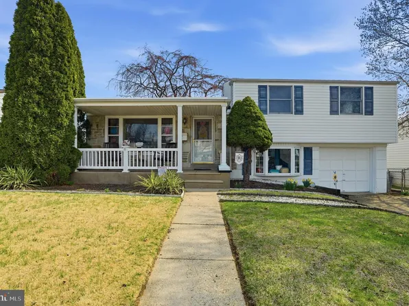 811 Selma St, Philadelphia, PA 19116