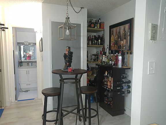 3rd image of 9460 Fontainebleau Blvd