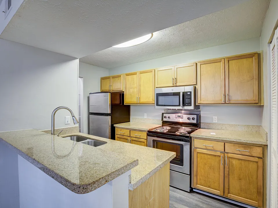 High Ridge Apartments