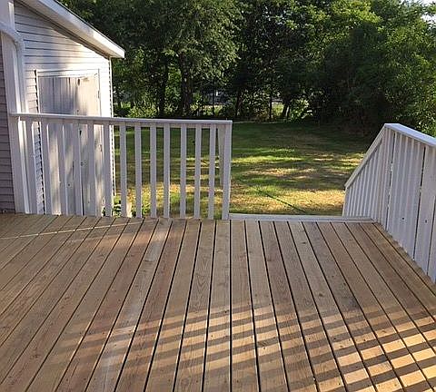 Spacious new deck
