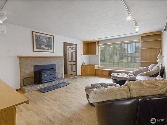 4th image of 1410 7th Avenue SW