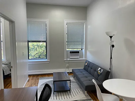 Rented by 18 REALTY | media 1