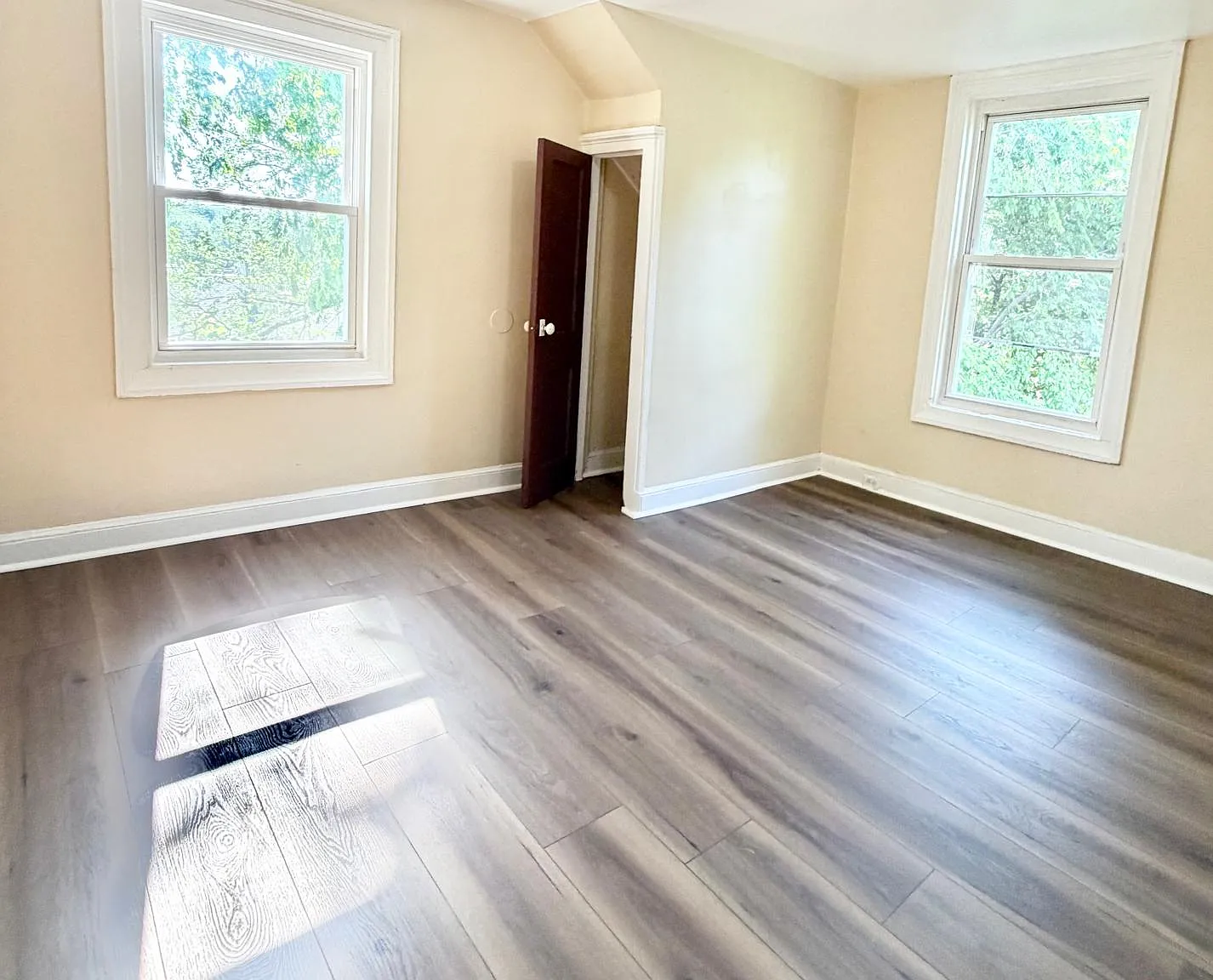 2 bed, 850 sqft, $1,475 — Photo 3