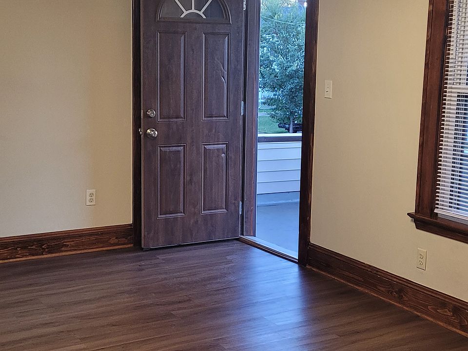 1st image of 2217 Brown Rd #Up