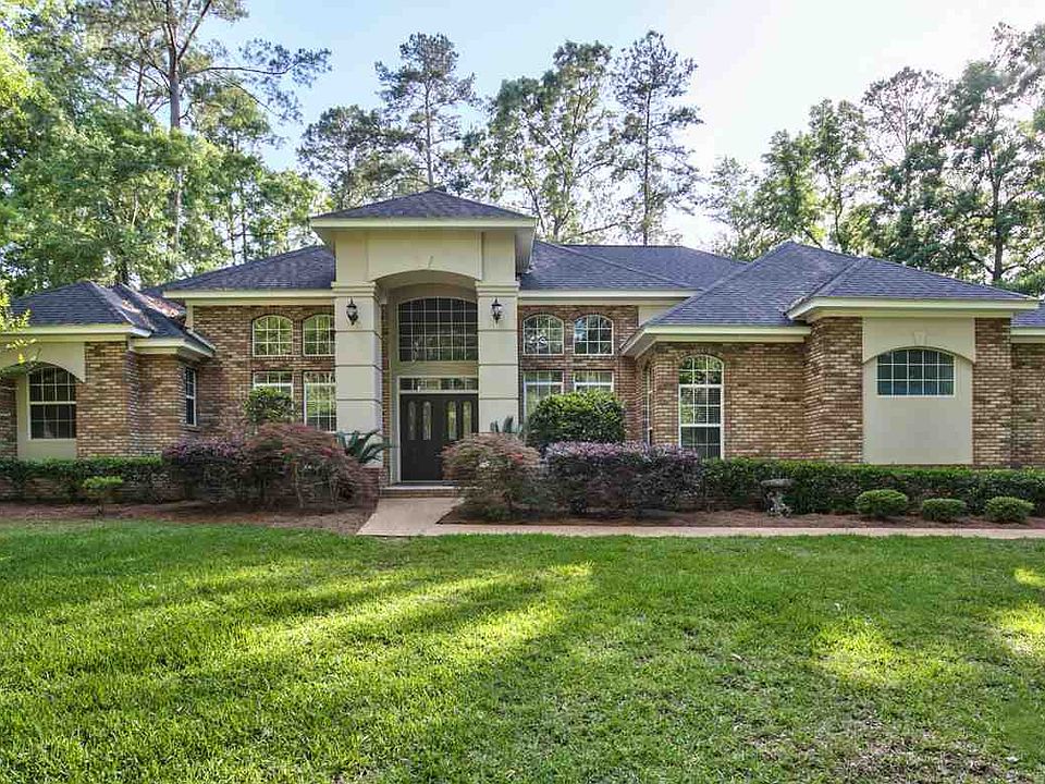 1st image of 8931 Winged Foot Dr