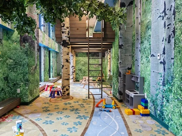 200 East 95th Street image 28 of 28