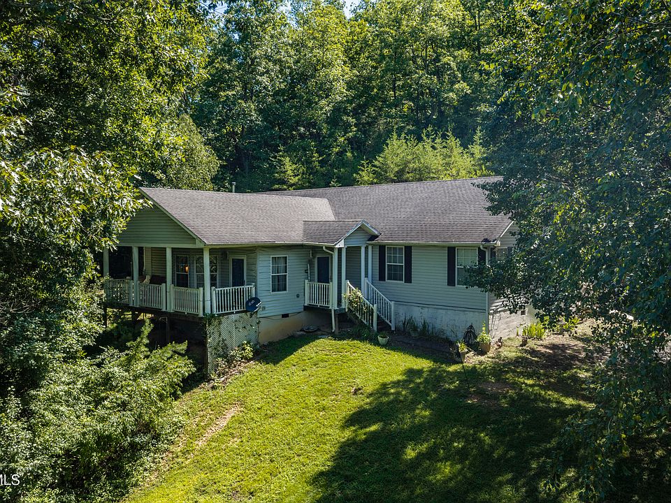 1st image of 152 Webb Dr