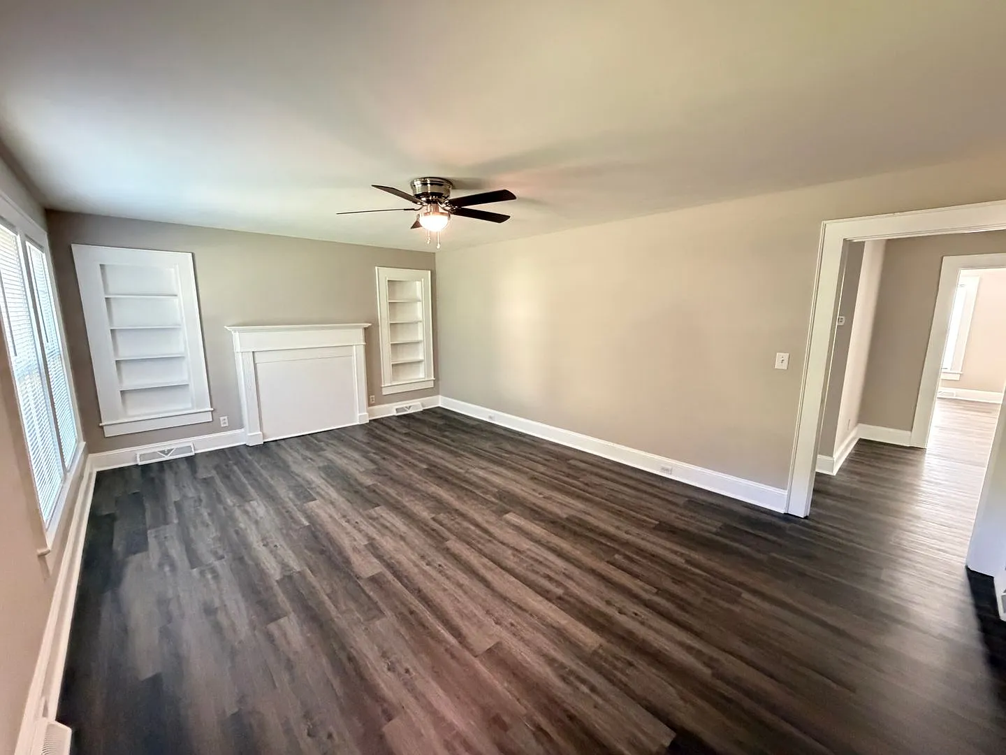 Spacious 3-Bedroom Home with Large Yard & Basement Storage — Photo 3