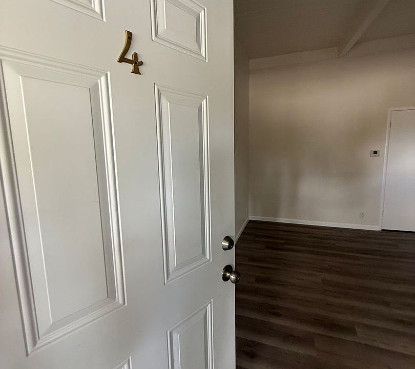 1st image of 3460 Orchard Hill Ct #4