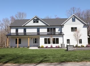 7 Course Brook Rd, Sherborn, MA 01770