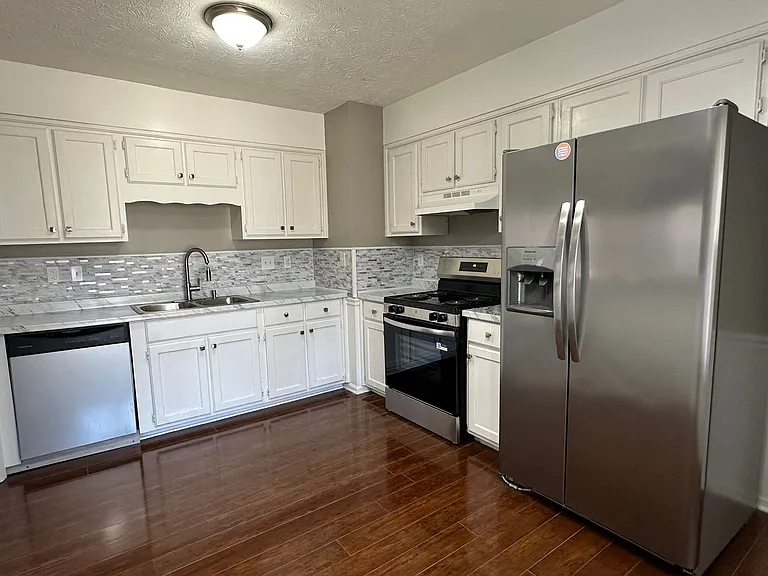 2678 Rivercliff Rd — Photo 7