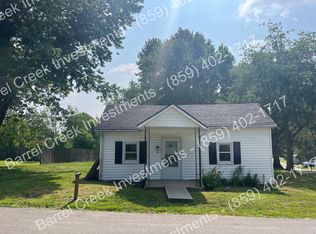 92 Hancock St, Junction City, KY 40440